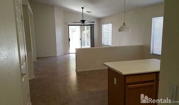 4th image of 9401 W Cinnabar Ave