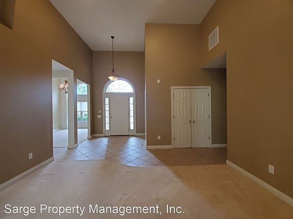 5th image of 3814 E Regents Cir
