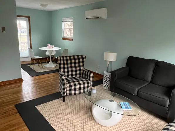 1413 Grace St #A, Charlottesville, VA 22902