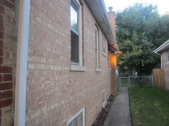 3rd image of 14127 S Michigan Ave