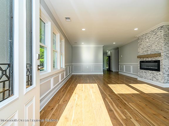 3rd image of 22 Grenada St