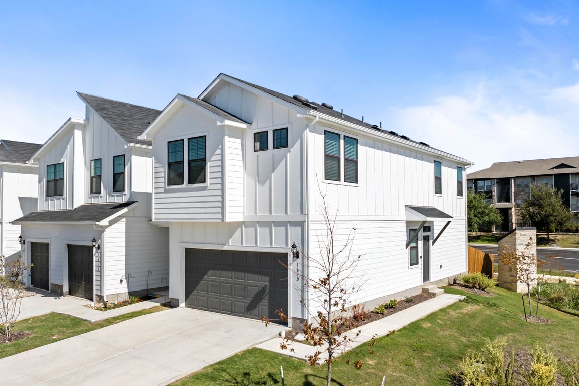 Covey Homes Harvest Meadows_Exteriors-17