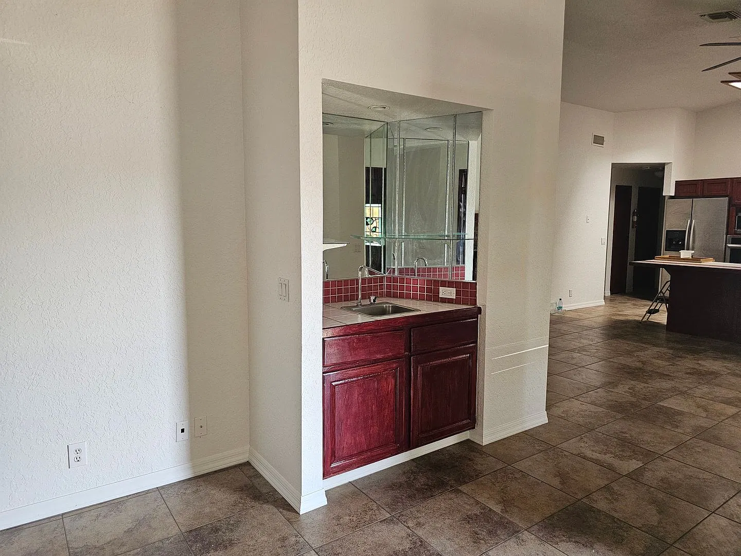 Unfurnished Long Term Pool & Large Casita — Photo 4