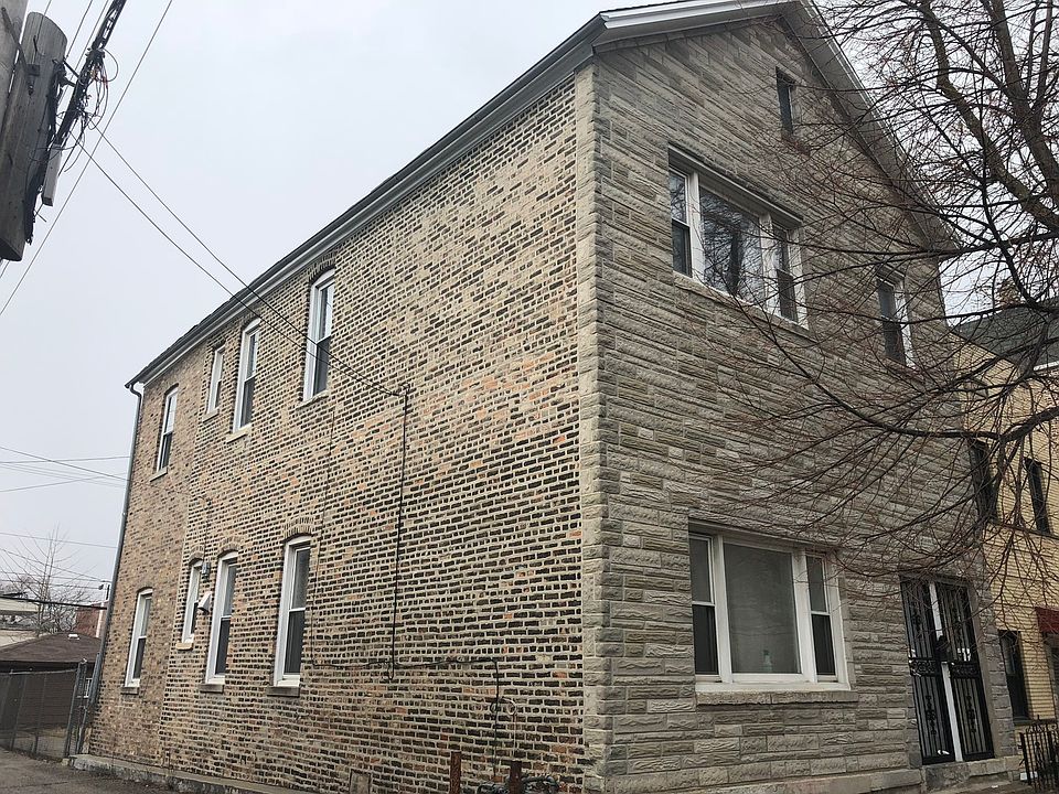1st image of 3044 S Emerald Ave