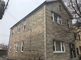 3044 S Emerald Ave, Chicago, IL 60616