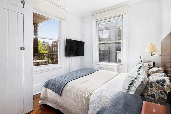 Rented by Douglas Elliman | media 5