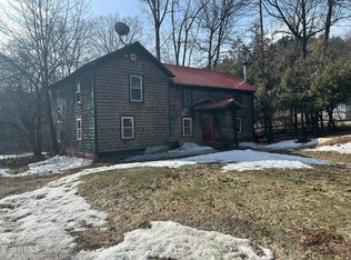 919 Bradford Hill Road, Crown Point, NY 12928