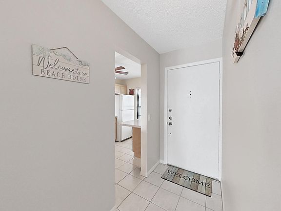 4th image of 6211 Sun Blvd APT 210