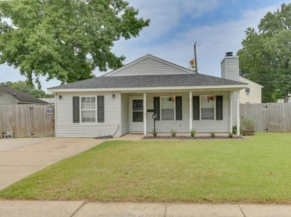 917 Dogwood Ter, Norfolk, VA 23502