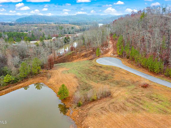 2nd image of Twin Lakes Dr