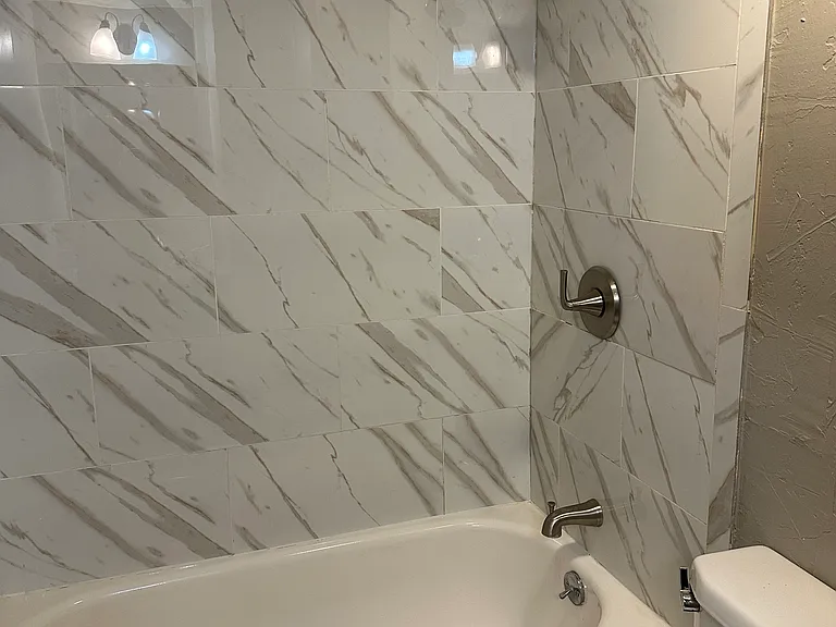 2109 Cedarcrest Dr — Photo 14