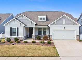 124 Clapper Ln, Holly Springs, NC 27540
