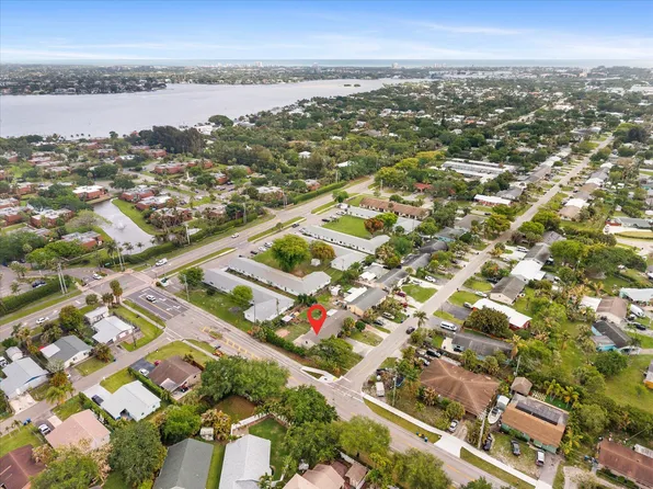 821 Northview Drive, Jupiter, FL 33458