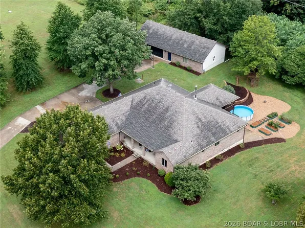 28410 Stone Ridge Cir, Warsaw, MO 65355