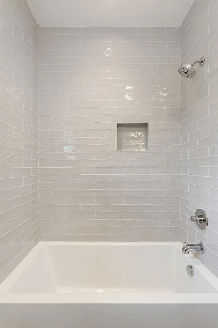 Green Hills Gem with Detached Apartment — Photo 4