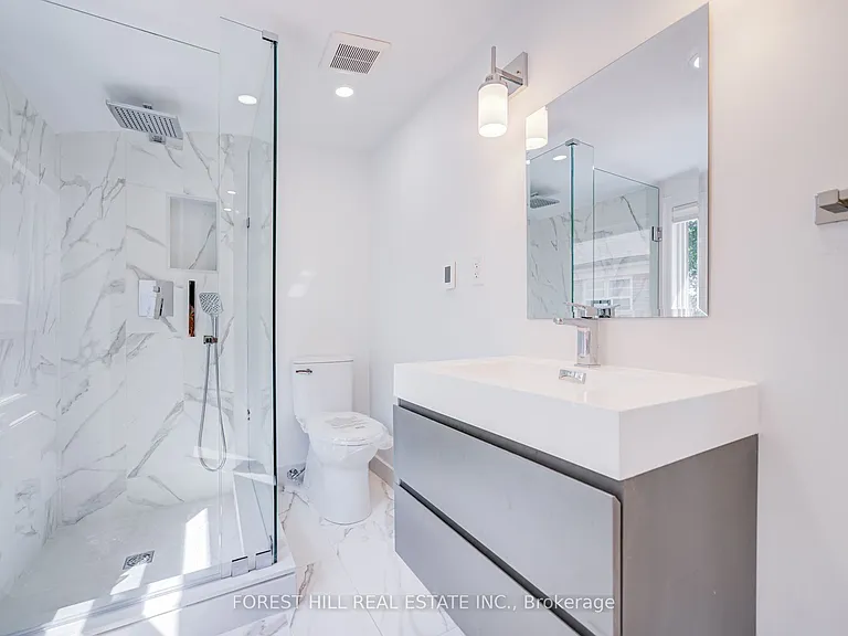 85 Vaughan Rd #5 — Photo 24