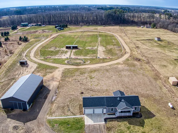 14220 Healy Dr, Delton, MI 49046