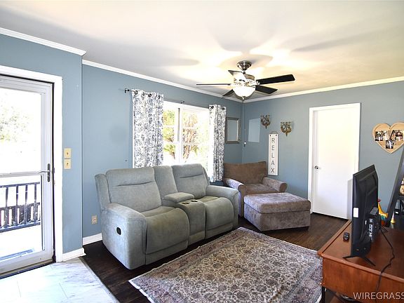 4th image of 1126 Alpine Ln