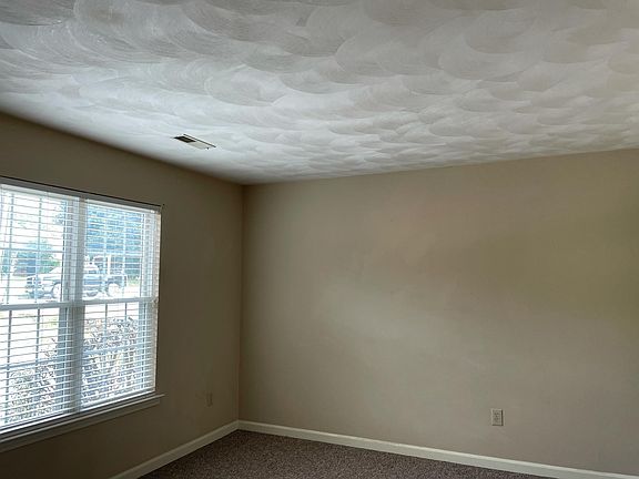 5th image of 802 Kerner Ave #802