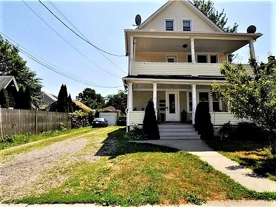 27 Harborview Ave #2 — Photo 15