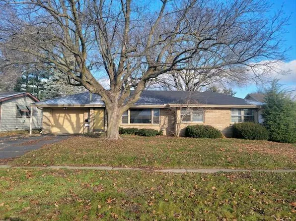 3714 Grace Rd, Kalamazoo, MI 49006