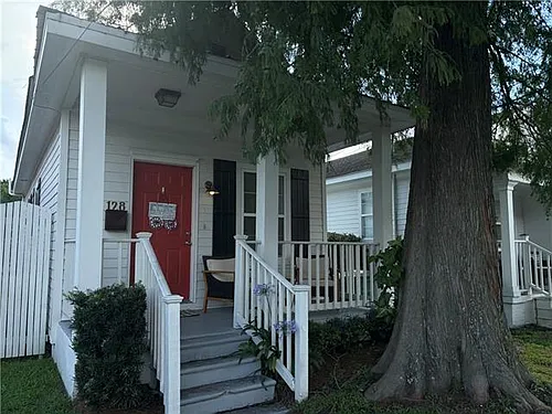 128 Nursery Ave Photo 1