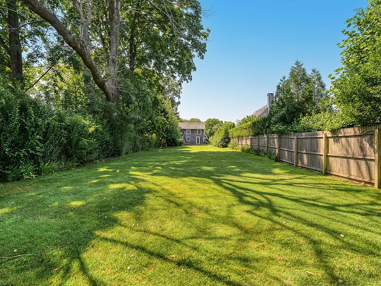 133 & 135 Toylsome Ln — Photo 10
