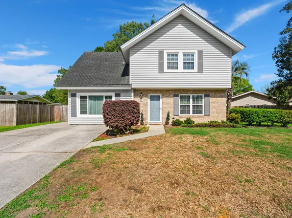 422 Temple Rd, Ladson, SC 29456