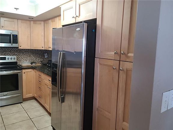 3rd image of 3800 Galt Ocean Dr APT 1111