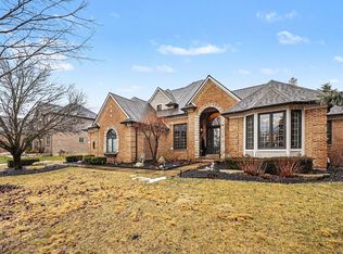 372 Overlook Dr, Oxford, MI 48371