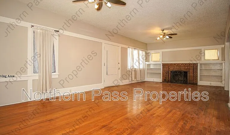 7600 Franklin Dr — Photo 5