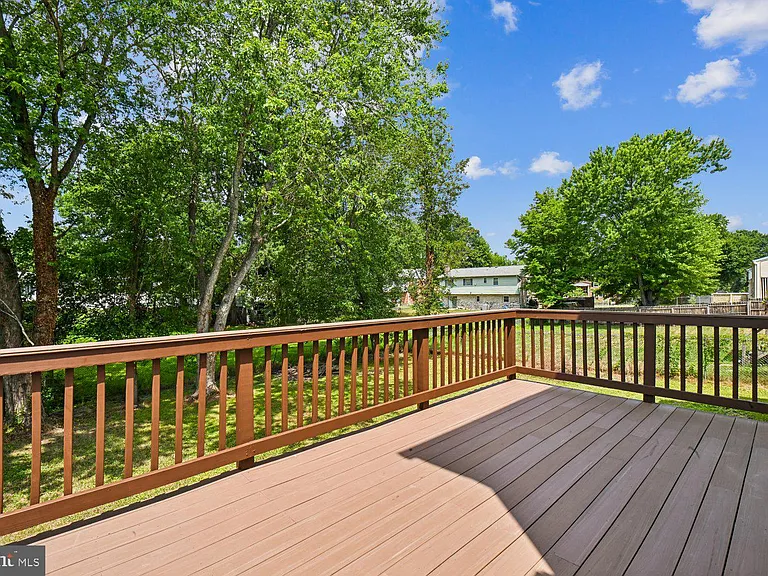 8805 Bolero Ct — Photo 19