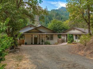 10556 S Fork Little Butte Creek Rd, Eagle Pt, OR 97524