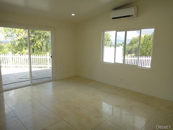 5th image of 4900 Matula Dr #1