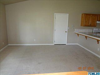 4th image of 588 W Greg St