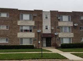 5700 108th St APT 2A, Chicago Ridge, IL
