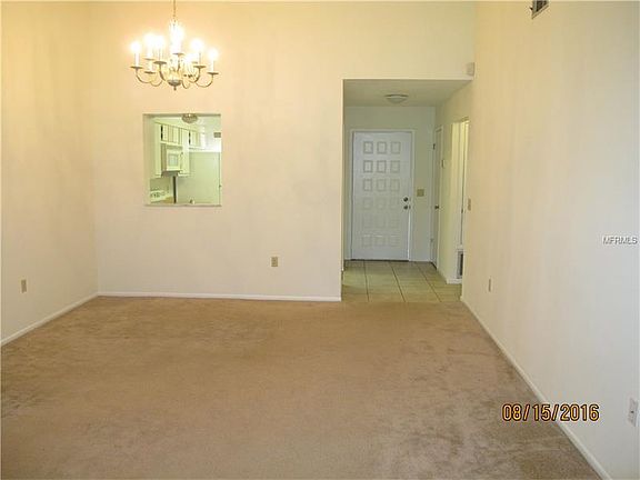 3rd image of 393 Winchester Pl #393