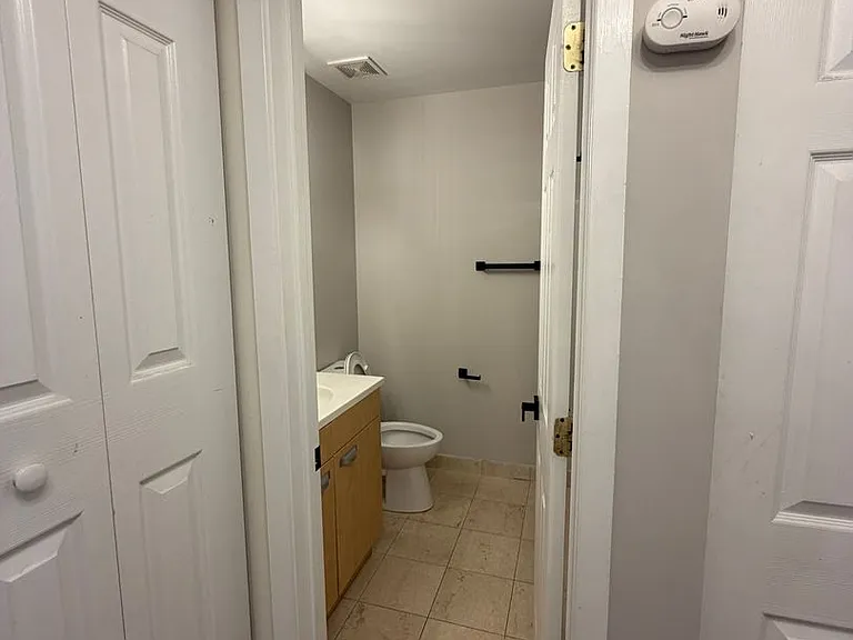 2 Leverington Ave #28 — Photo 27