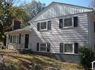 6 York Cir, Greenville, SC 29605