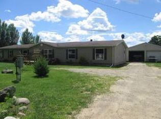 3162 Phelps Lake Rd, Mayville, MI 48744