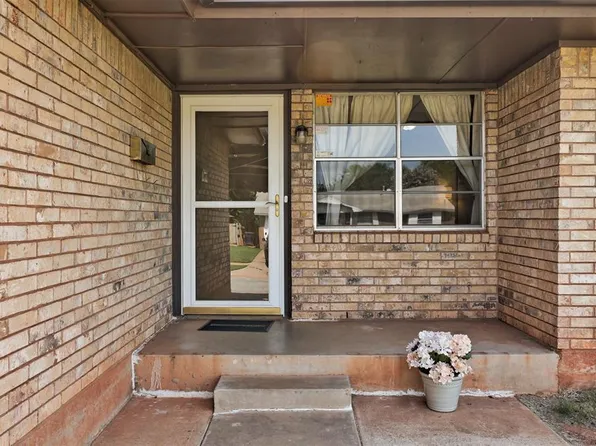 5220 Foster Dr, Oklahoma City, OK 73135