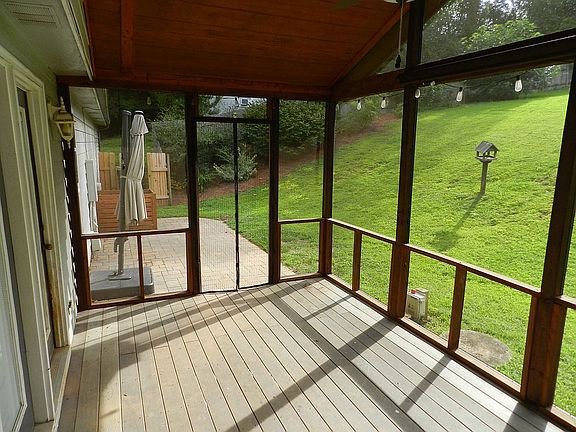 Screen porch and patio