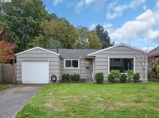 8918 SE Taylor St, Portland, OR 97216