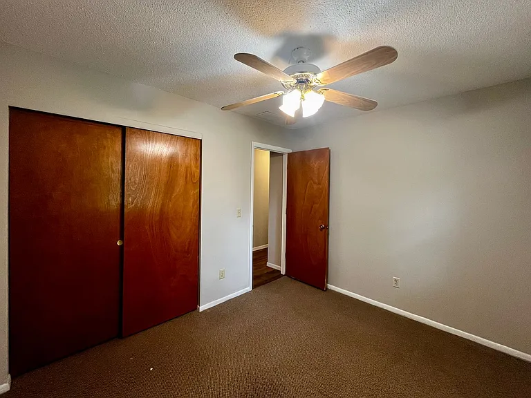 2714 Allegany Ave — Photo 26