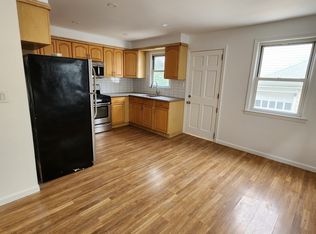 3047 Waterbury Ave FLOOR 1, Bronx, NY 10461