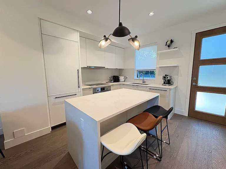 990 W 52nd Ave — Photo 3