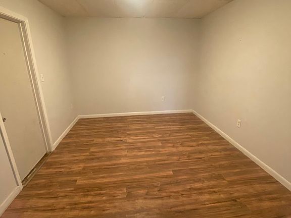 3rd image of 81 W Main St APT 4