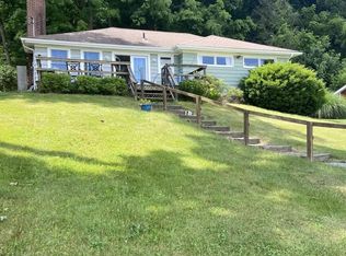 4 Candlewood Knolls Rd, New Fairfield, CT 06812