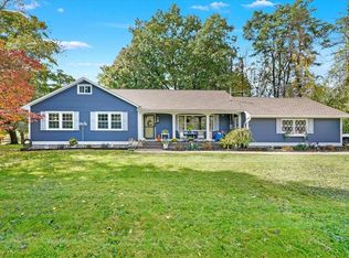 595 Bull Mill Rd, Chester, NY 10918