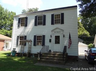 1136 N 2nd St, Springfield, IL 62702